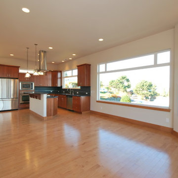 (Custom Home) The Largest ADU (Additional Dwelling Unit) in King County