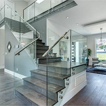 MAIN FLOOR -- stairs