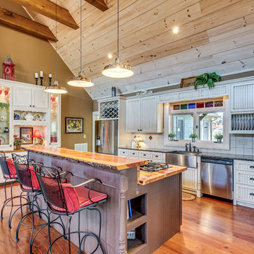 High End Rustic Home with Room for Horses in Murphy, North Carolina