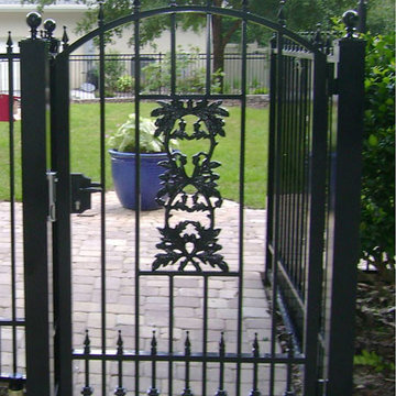 Arch top garden gate with oak panel