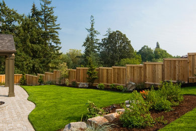 Inspiration for a craftsman landscaping in Portland.