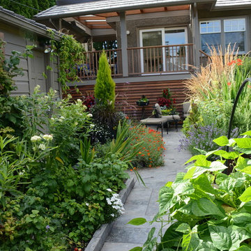 Raised Vegetable Bed / Ornamental Garden 2016