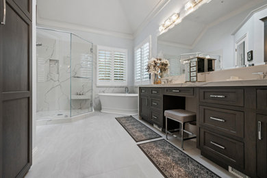 Bathroom - bathroom idea in San Francisco