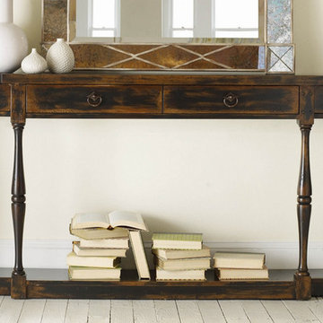 Hooker Furniture Living Room Sanctuary Four-Drawer Thin Console