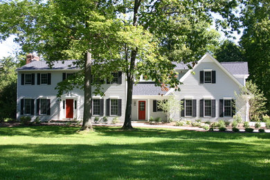 Example of a classic exterior home design in Cleveland