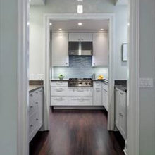 1920s kitchen