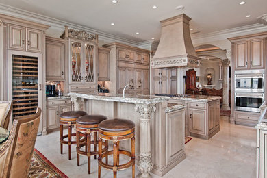 Inspiration for a kitchen in Orange County.