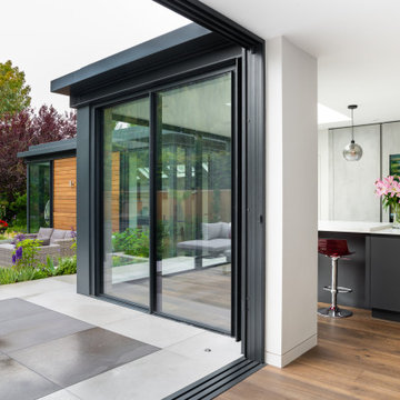 Station Road, Thames Ditton