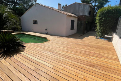 Aménagement d'une terrasse contemporaine.