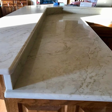 Springfield White & Grey Quartz Countertop