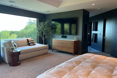 Bedroom photo in San Francisco