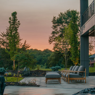 Large Scale Modern, Columbia MO