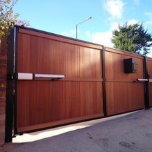 gate