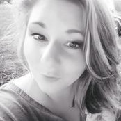 Nichole Knupp's photo