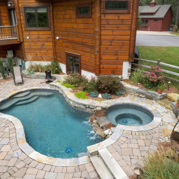 Freeform Pool in Coventry, CT