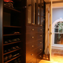 dressing room/closet