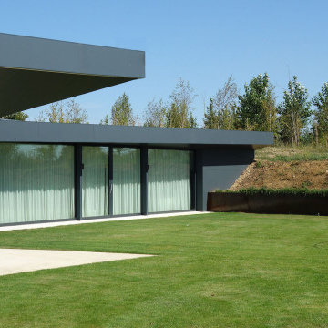 Hulcote House, Paragraph 55, Bedfordshire