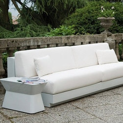 Palenquera Outdoor Table by Serralunga - Outdoor Coffee Tables