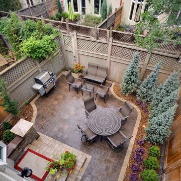 A cozy courtyard makeover!