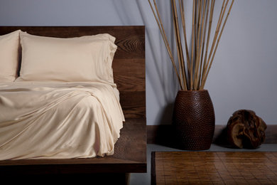 Inspiration for a transitional bedroom remodel in Columbus
