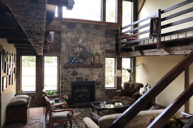 Inspiration for a cottage home design remodel in Other