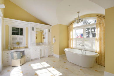 Inspiration for a modern bathroom remodel in Baltimore