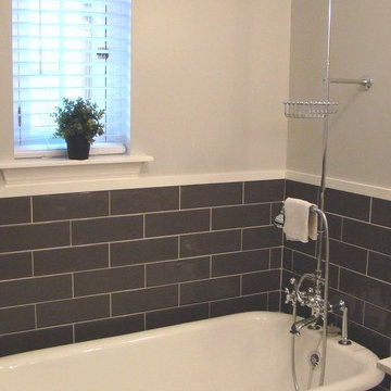 Bathroom Vintage Country style in Outremont
