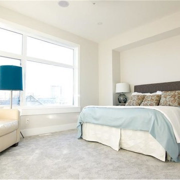 19 AV NW Duplex