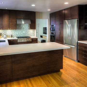 Corte Loyola Kitchen Designed By John Keplar
