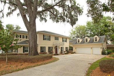 Elegant exterior home photo in Orlando