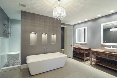 Bathroom - modern bathroom idea in Los Angeles