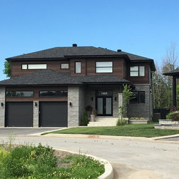 Harrywood (MS-14) - Siding And Stone Veneer