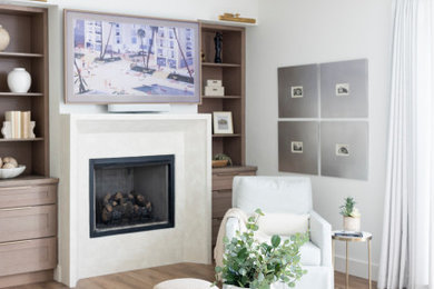 Inspiration for a transitional living room remodel in Orlando
