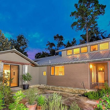 Eco-Friendly Modern Bungalow