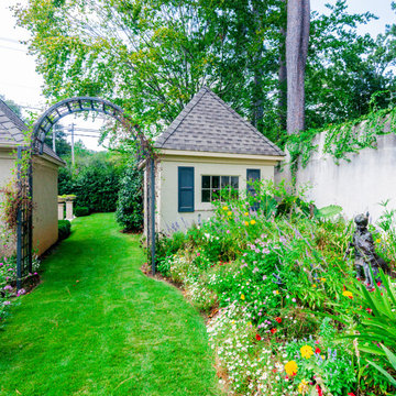 Cutting Garden - Classically Modern