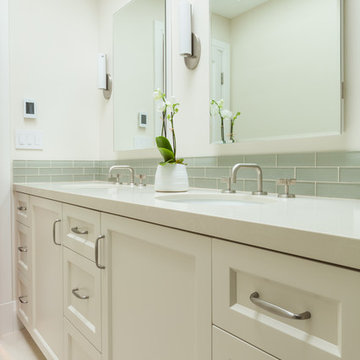 San Anselmo Contemporary Farmhouse - Girls Bathroom