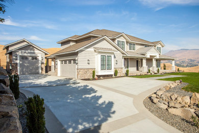 Inspiration for a transitional home design remodel in Seattle