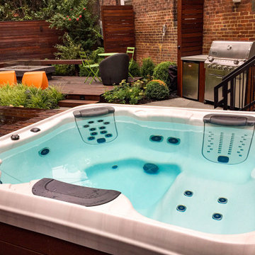 Pristine Hot Tub (NY Metro Area/NY)