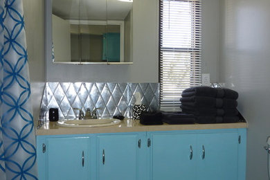 Inspiration for a 1950s bathroom remodel in Denver