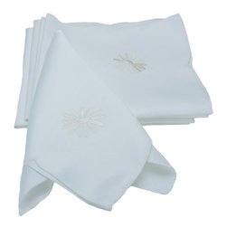 Xia Home Fashions - Daisy Splendor Set of 4 Napkins, 21"x21", Ivory - Napkins