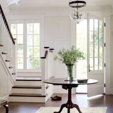 Foyer American Revival