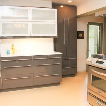 Mid Mod Kitchen