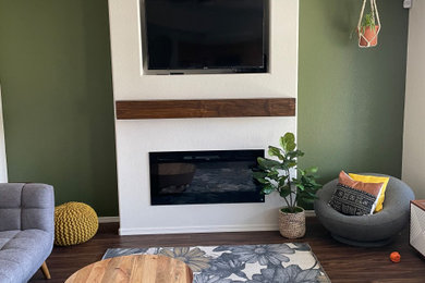 Cottage chic family room photo in Phoenix