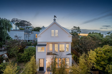 Inspiration for a modern exterior home remodel in San Francisco