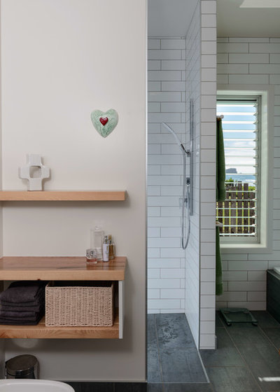 Beach Style  by Will Tatton Architecture