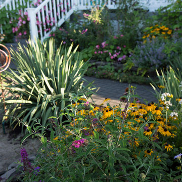 Seaside Cottage Garden