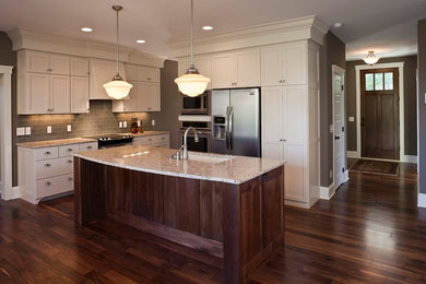 Elegant kitchen photo in Minneapolis
