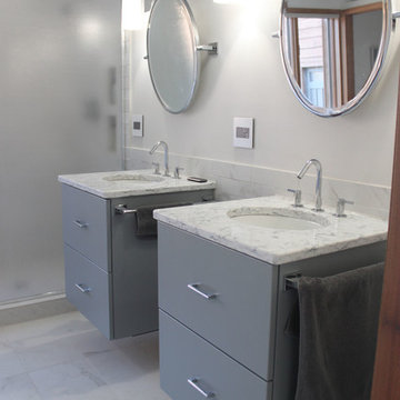 Soothing & Contemporary Master Bath
