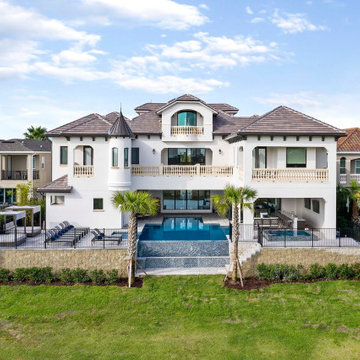 Reunion Castle