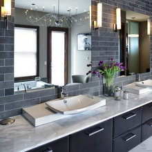 Second Floor - Nick's Bathroom